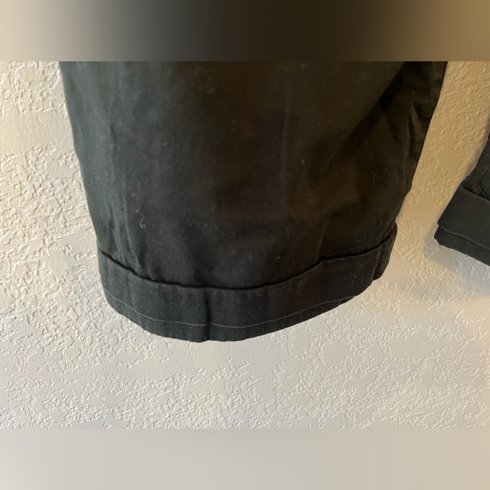 Capri Pants - Picture 5 of 7